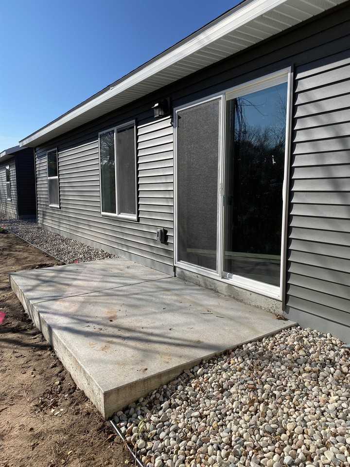 Chestnut Duplexes - Photo 5 of 50