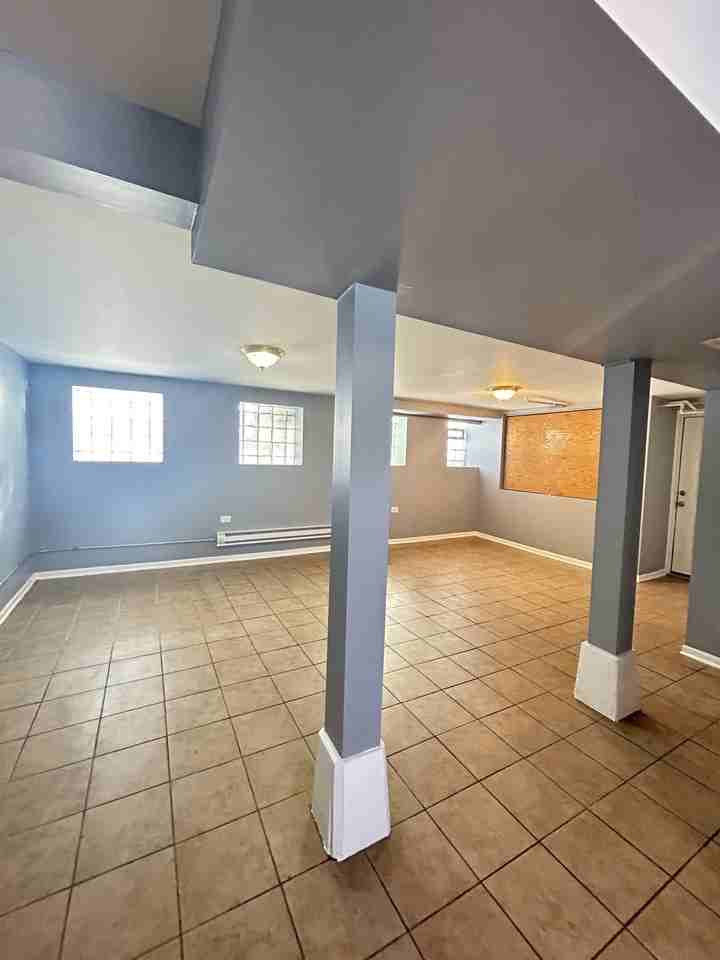 7756-58 South Evans Avenue - Photo 3 of 7