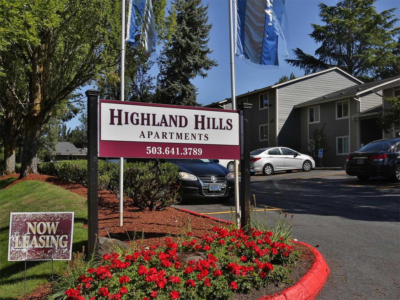 Highland Hills Apartments, LLC - Photo 4 of 50