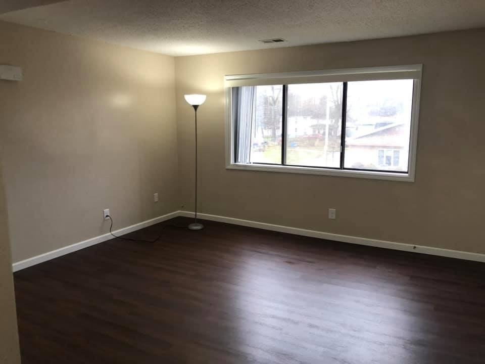 411 Packwaukee St., New Hartford - Photo 3 of 38