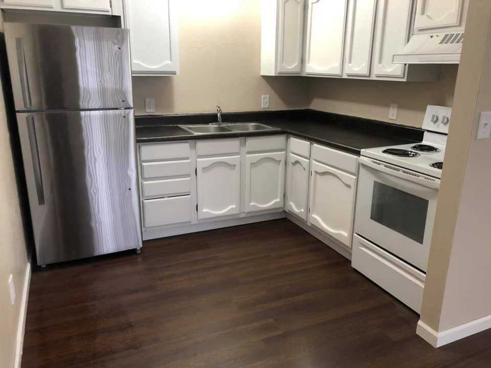 411 Packwaukee St., New Hartford - Photo 4 of 38