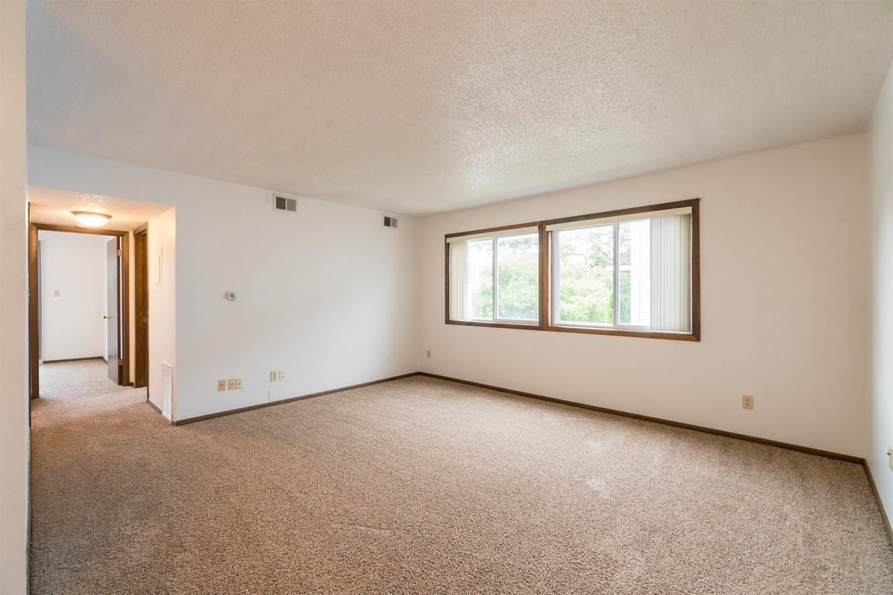 Terrace Square - Photo 4 of 20