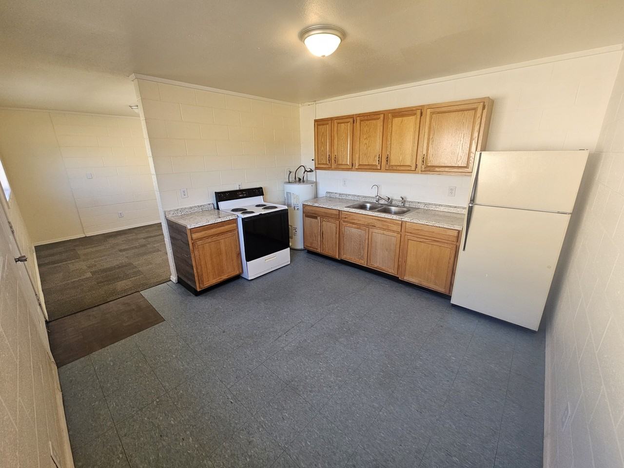 Hammett Haven - Photo 5 of 15