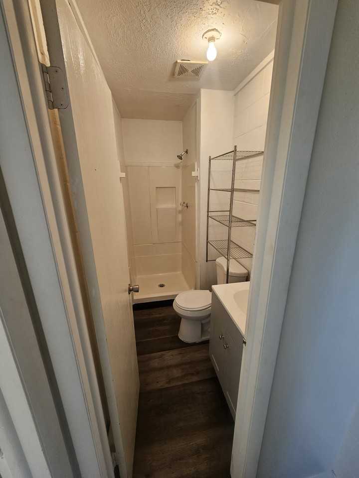 Hammett Haven - Photo 7 of 15