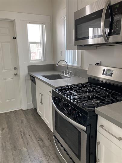 366 Walnut Avenue - Photo 4 of 15