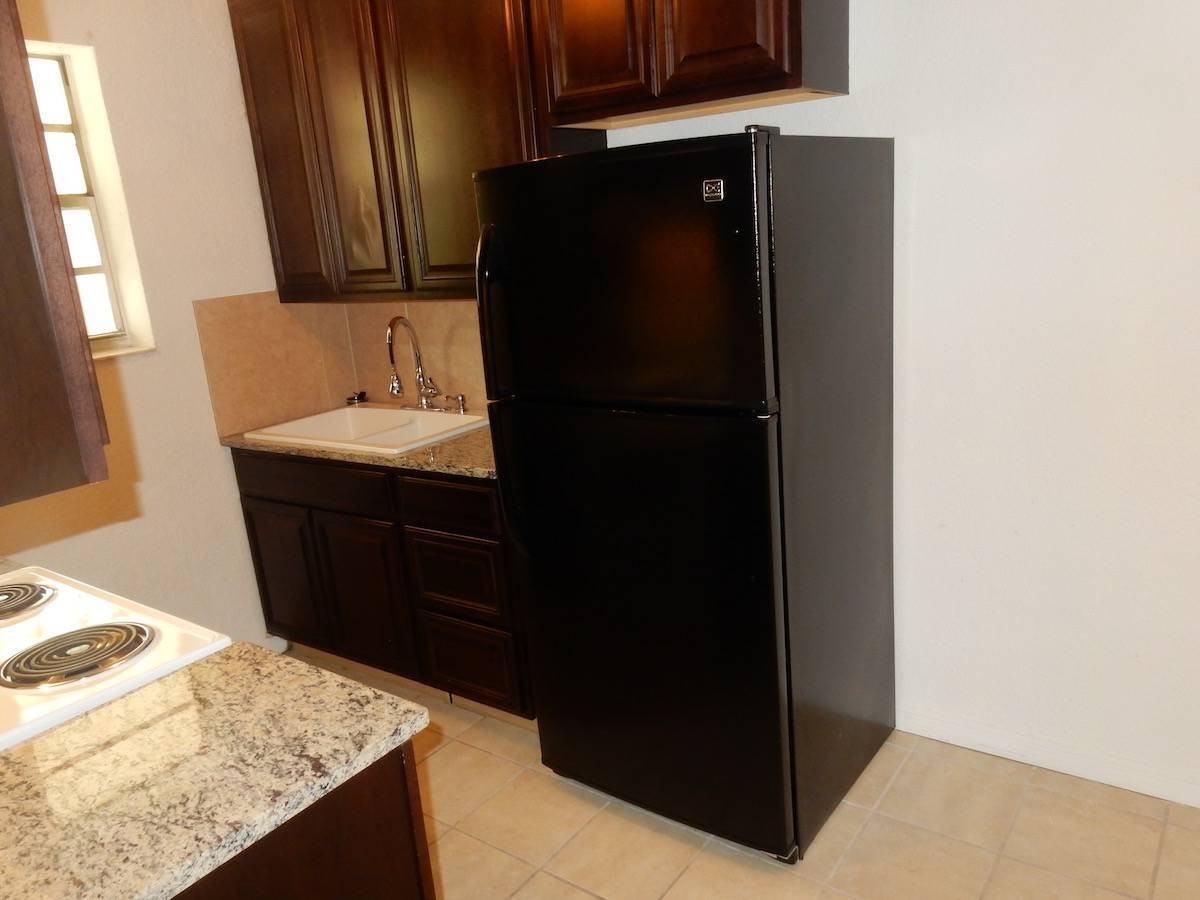 042-5814 NE 4th Court - Photo 2 of 23