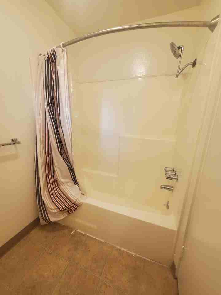 318 Concord - Photo 3 of 20