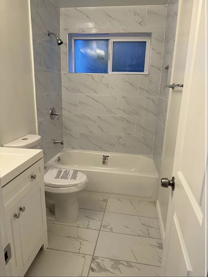 4705 Franklin - Photo 3 of 12