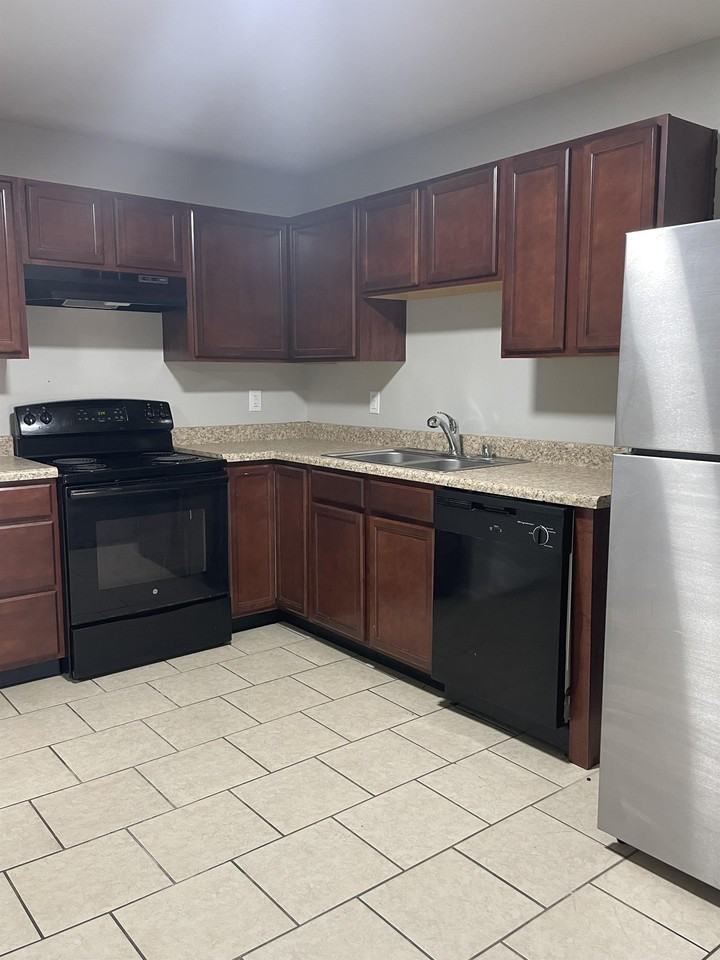 166 South Killarney Lane - Photo 3 of 9