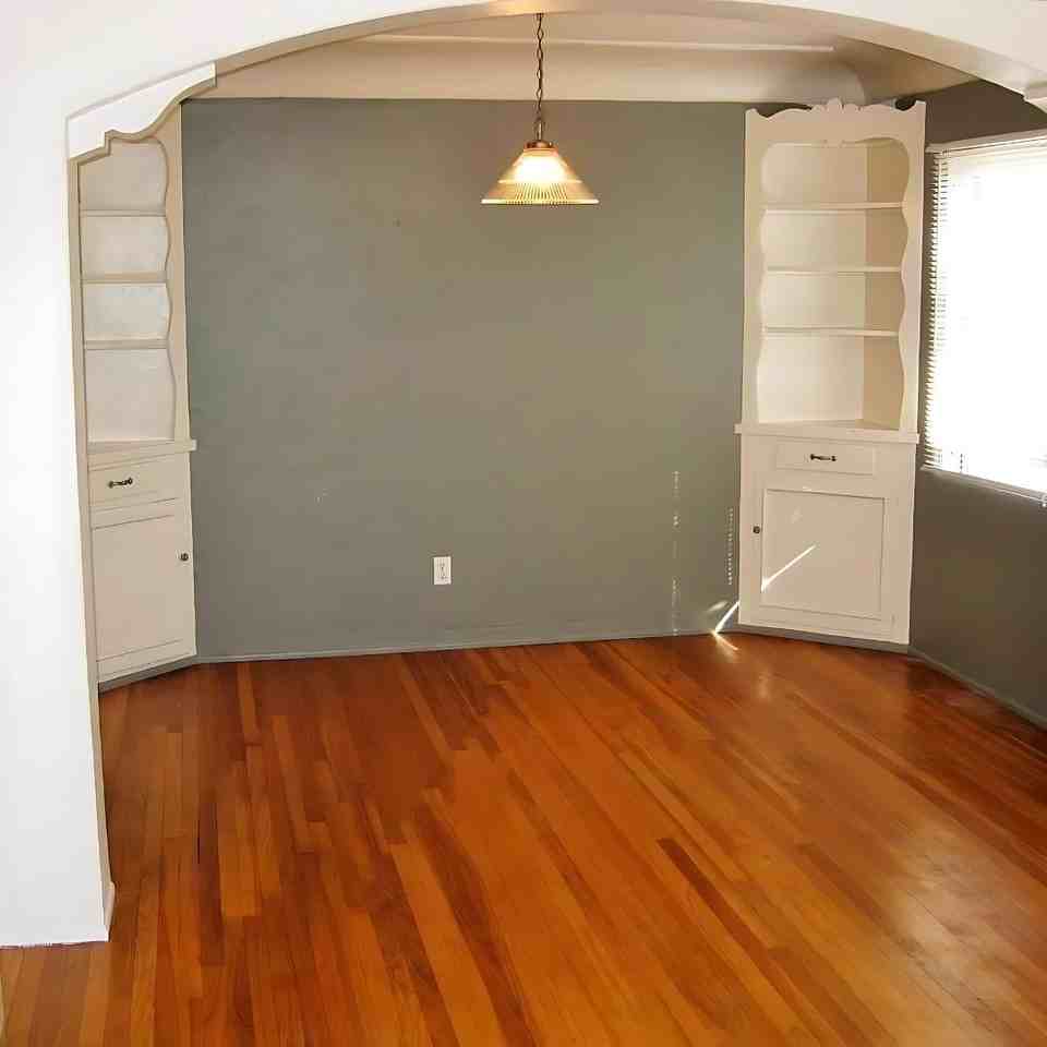 3718 8th Ave - Photo 2 of 6