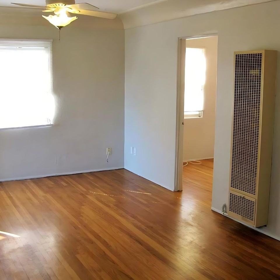 3718 8th Ave - Photo 3 of 6