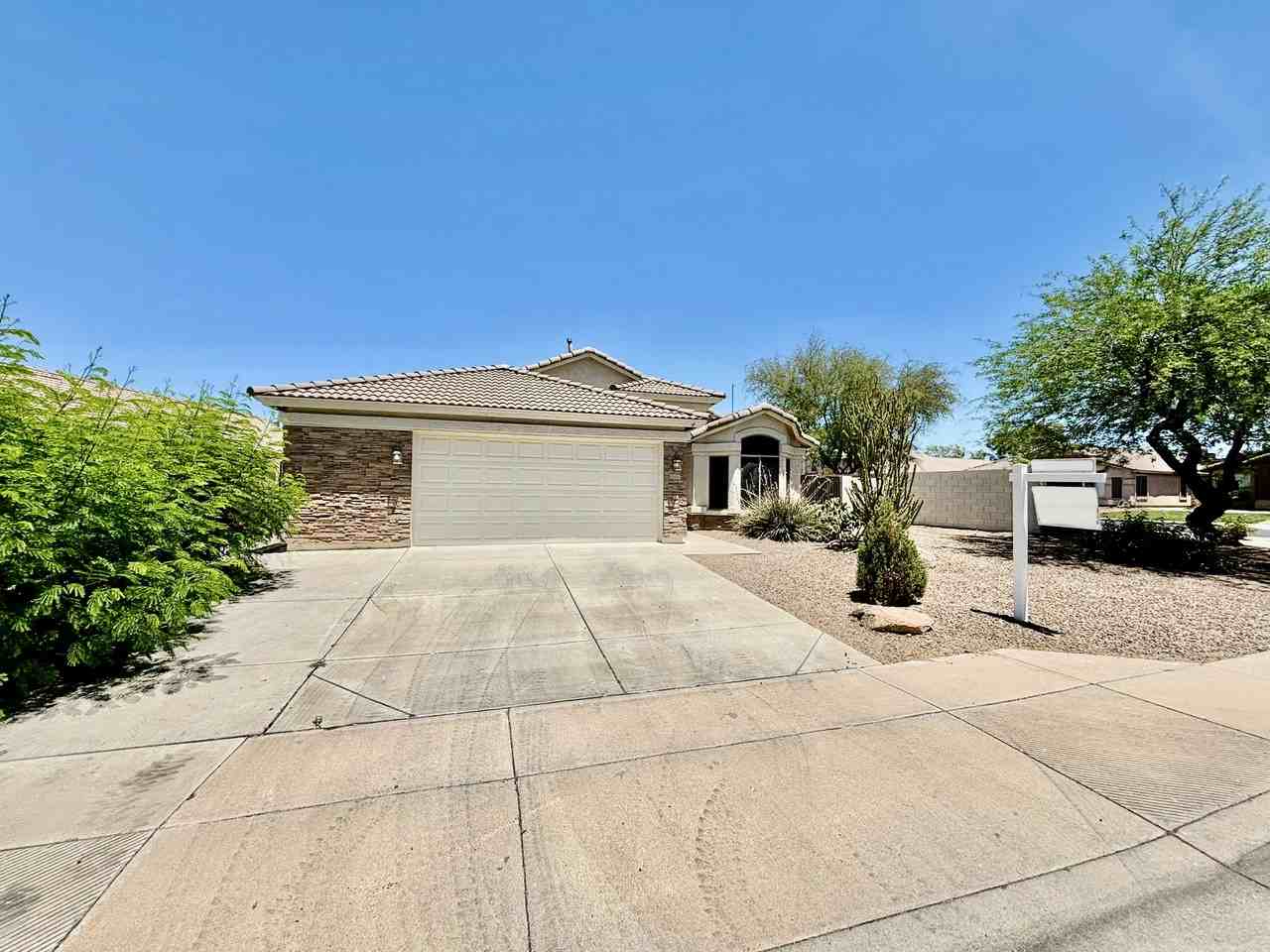 8644 E Milagro Ave #1 - Photo 2 of 45