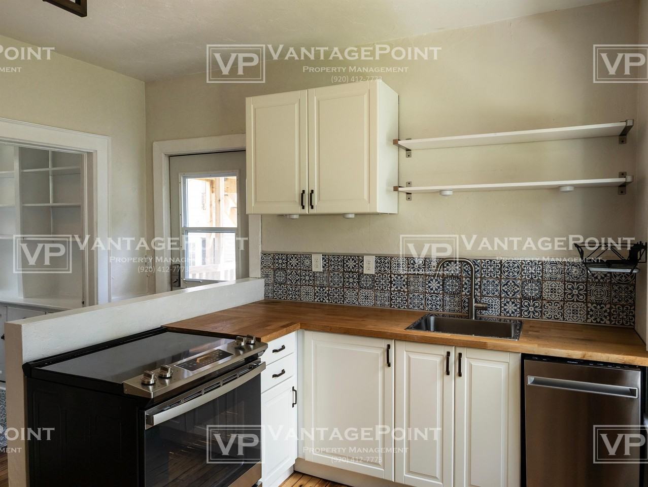 117 S Oakland Ave Lowr - Photo 2 of 12