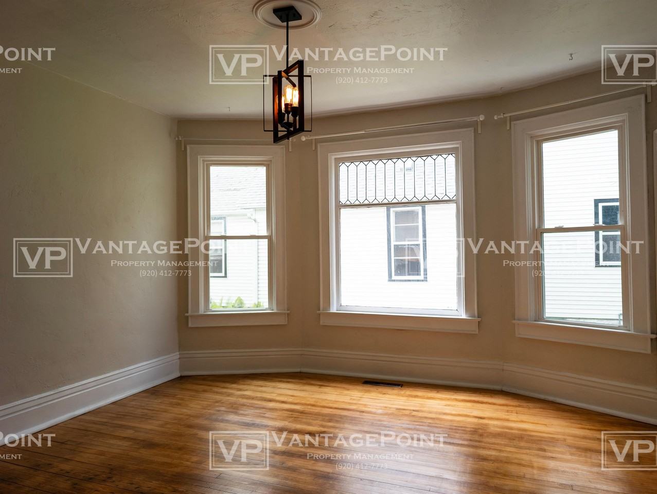 117 S Oakland Ave Lowr - Photo 3 of 12