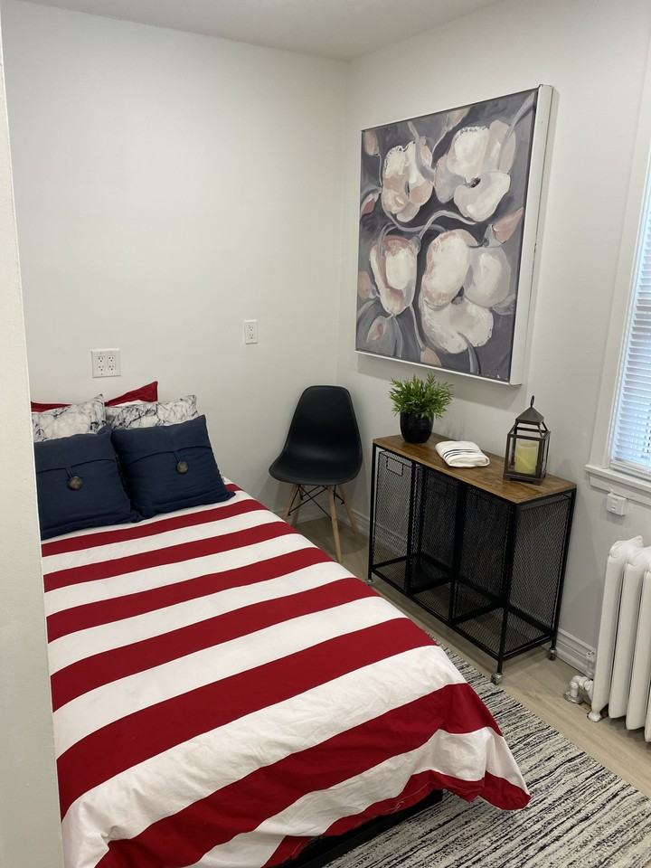 Oak Park Apartments - Photo 5 of 10