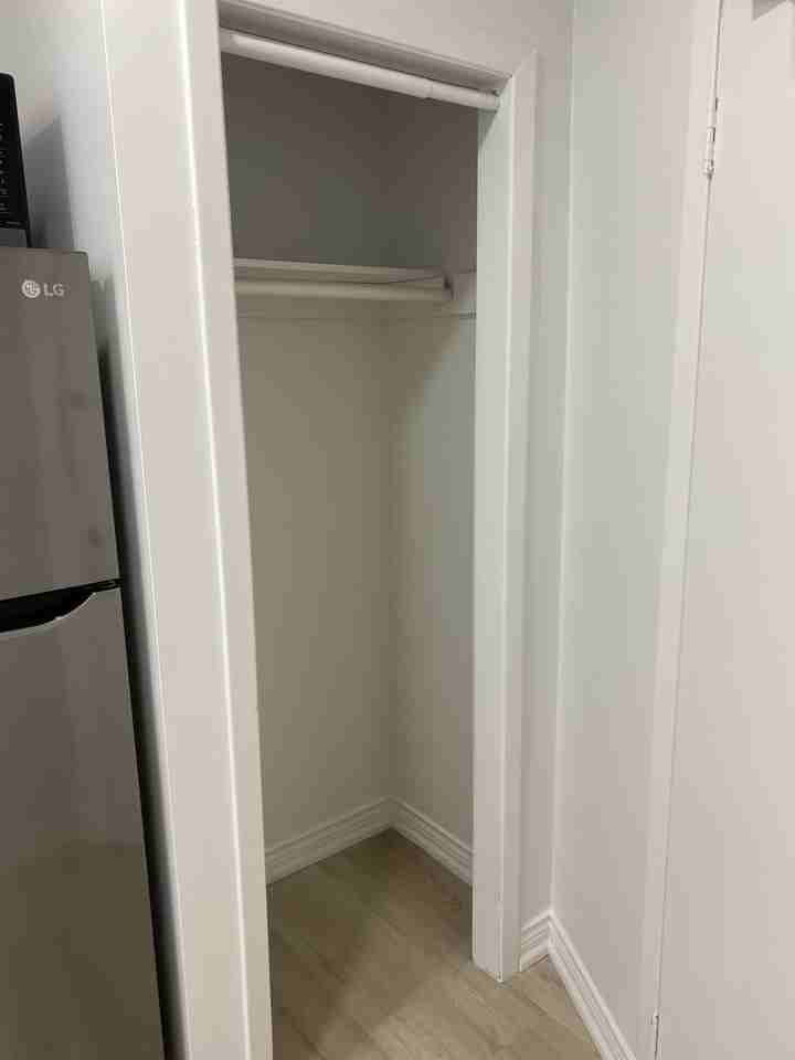 Oak Park Apartments - Photo 7 of 10