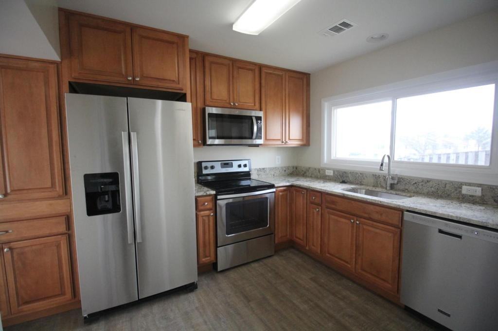 13325 Preuit Pl - Photo 2 of 28