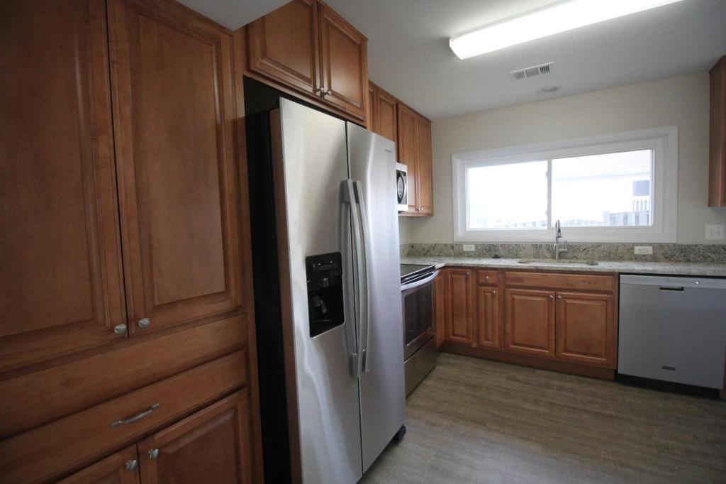 13325 Preuit Pl - Photo 3 of 28