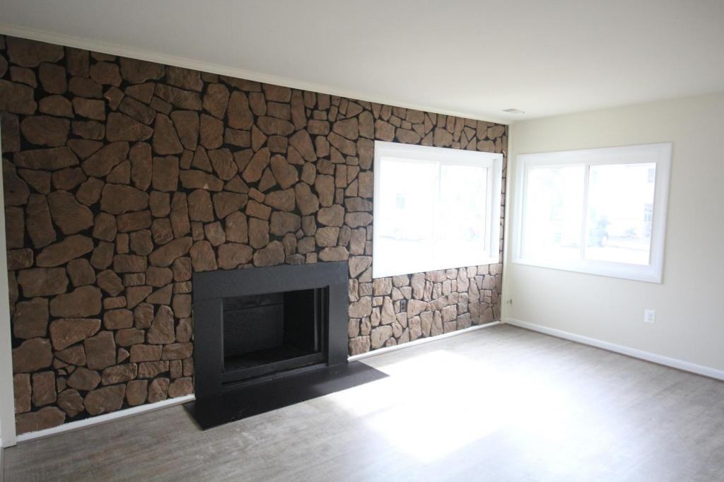 13325 Preuit Pl - Photo 4 of 28