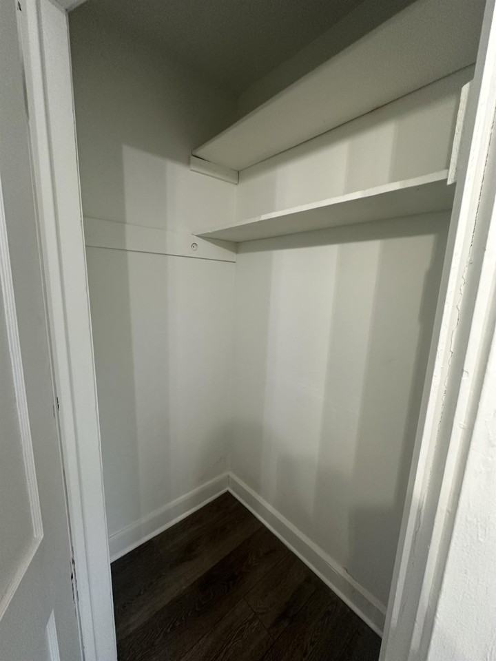 4911 E 108th St - Photo 3 of 10