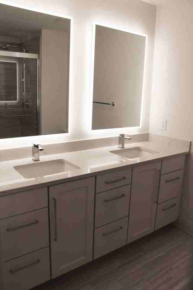 936 N High St - Photo 7 of 50