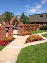 Remodeled 1 and 2 bedroom Apartments - Photo 1 of 1