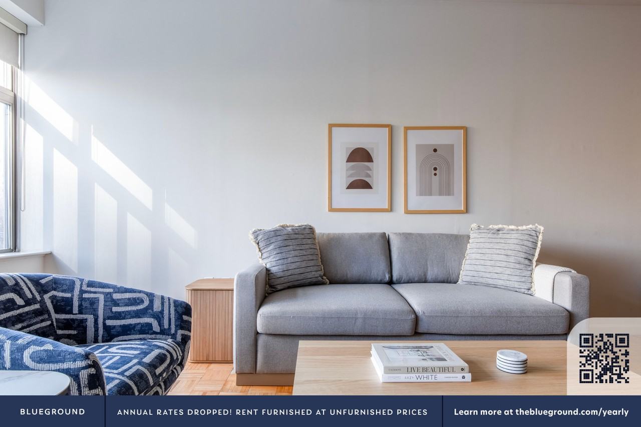 90 Washington Street - Photo 4 of 33