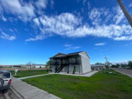 featured image of 502 10th Ave W #D