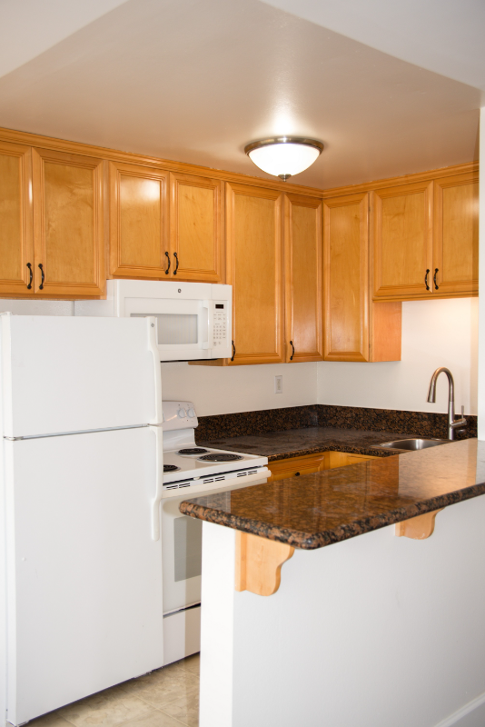 540 Avenue C #F2 - Photo 3 of 7