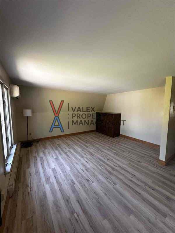 1816 Red Barn Village Rd - Photo 2 of 9