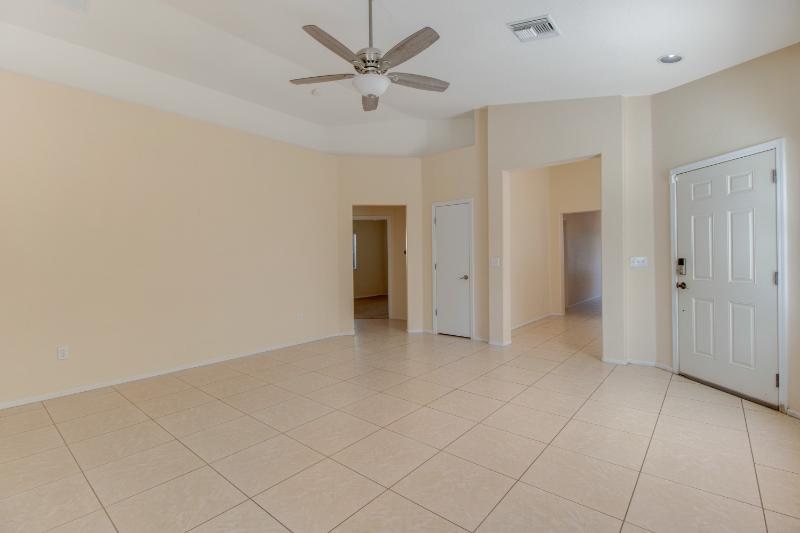 2452 W Tyler River Dr - Photo 3 of 20