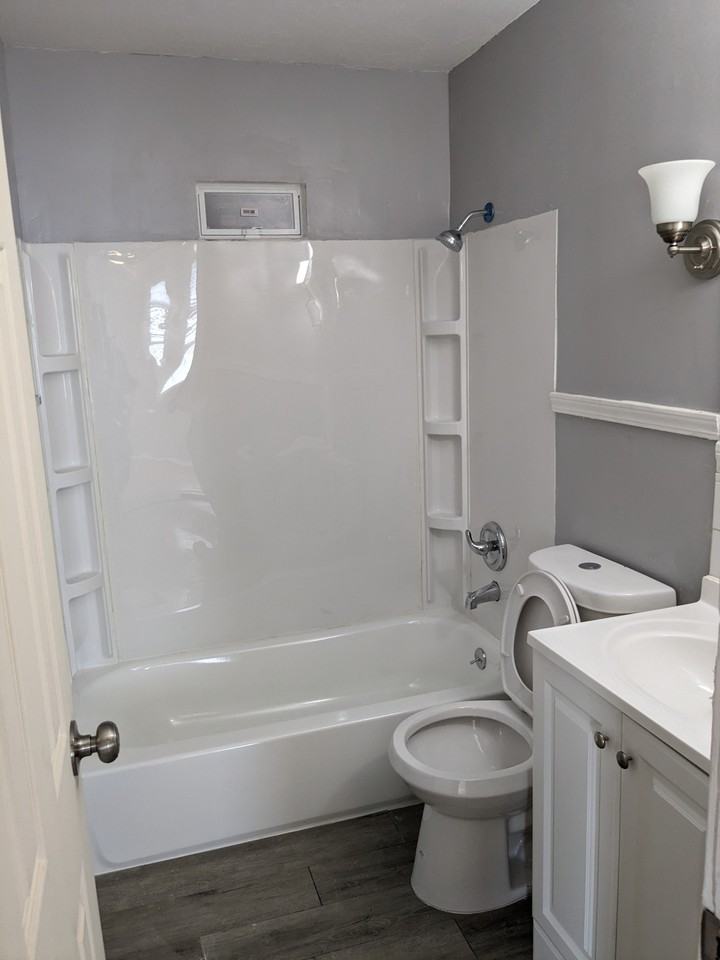 3927 Jackson Ave #NA - Photo 2 of 6