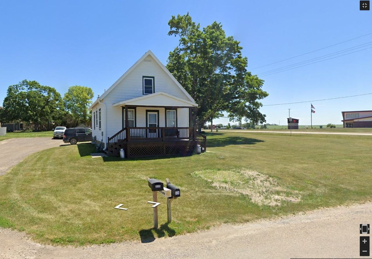 326 3rd Ave #NA - Photo 3 of 19