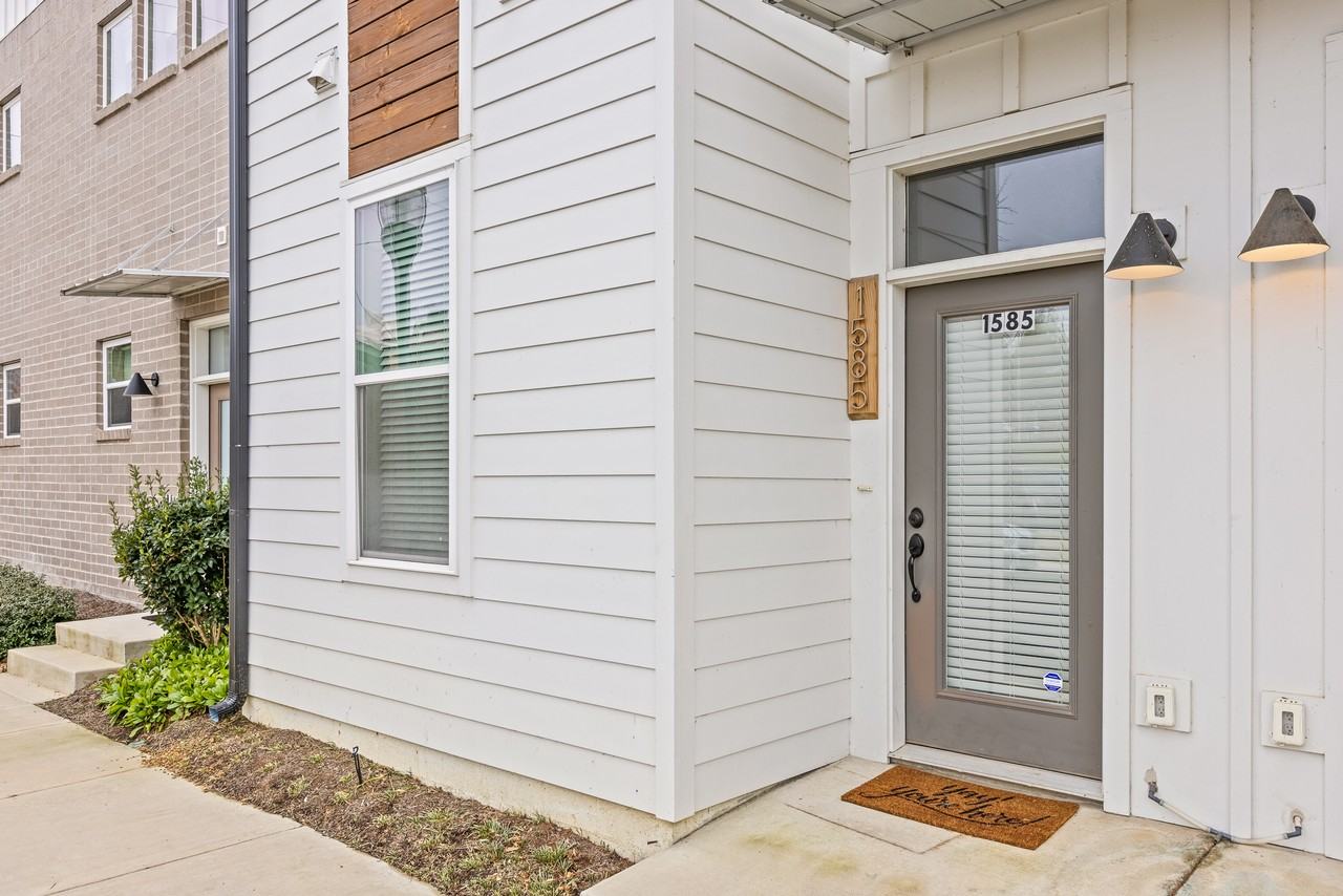 1585 Sinclair Ave #NA - Photo 2 of 42