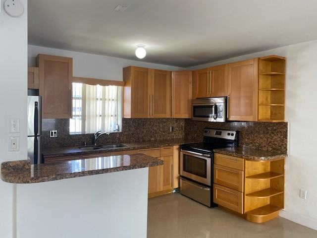 7680 Sw 82nd St #H121