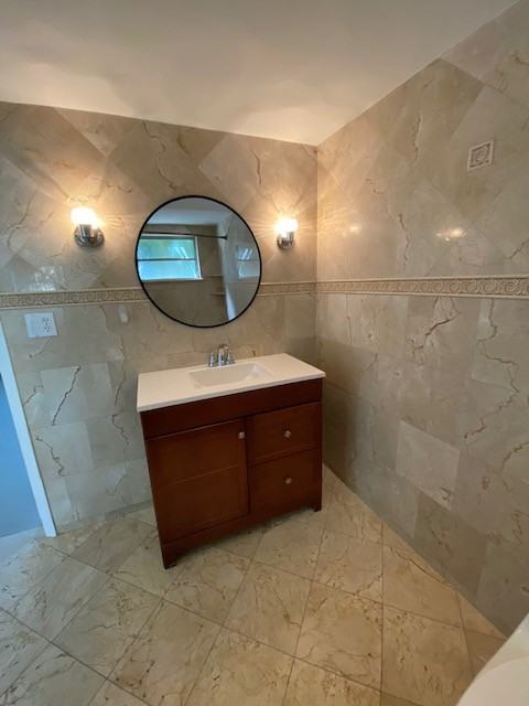 7680 Sw 82nd St #H121 - Photo 4 of 12