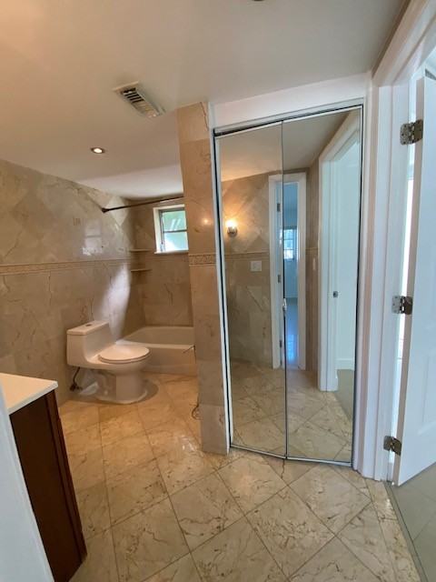 7680 Sw 82nd St #H121 - Photo 5 of 12