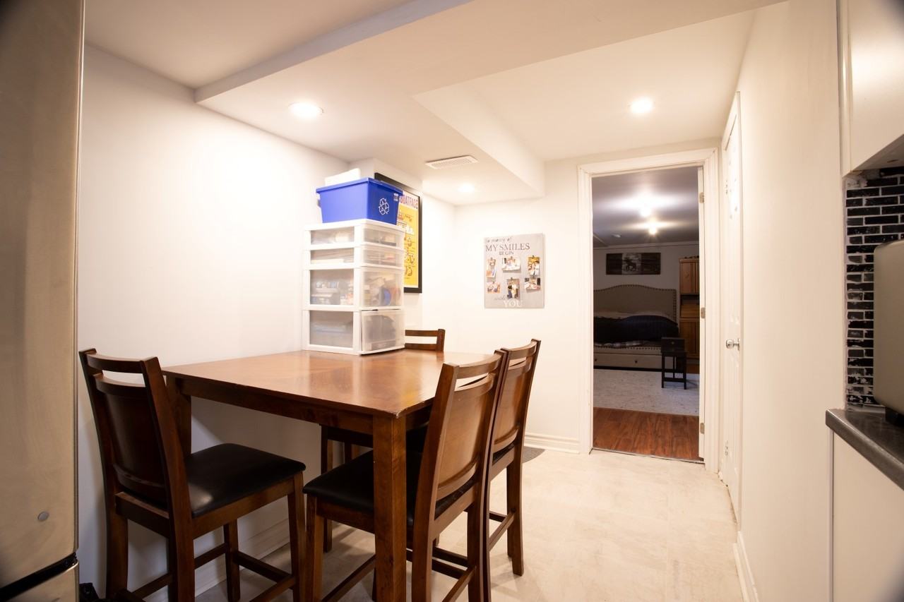 45 Ashburn Drive #B - Photo 3 of 18