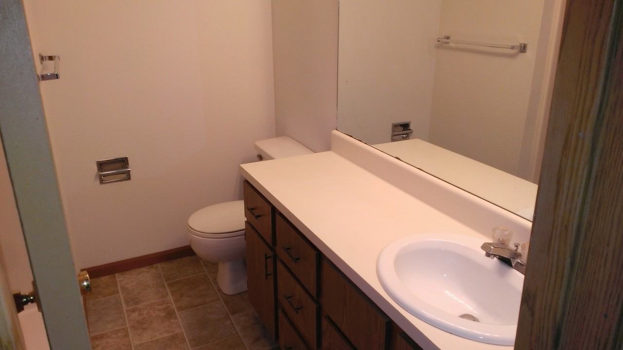 Southvale Terrace Apartments, LLC - Photo 4 of 14