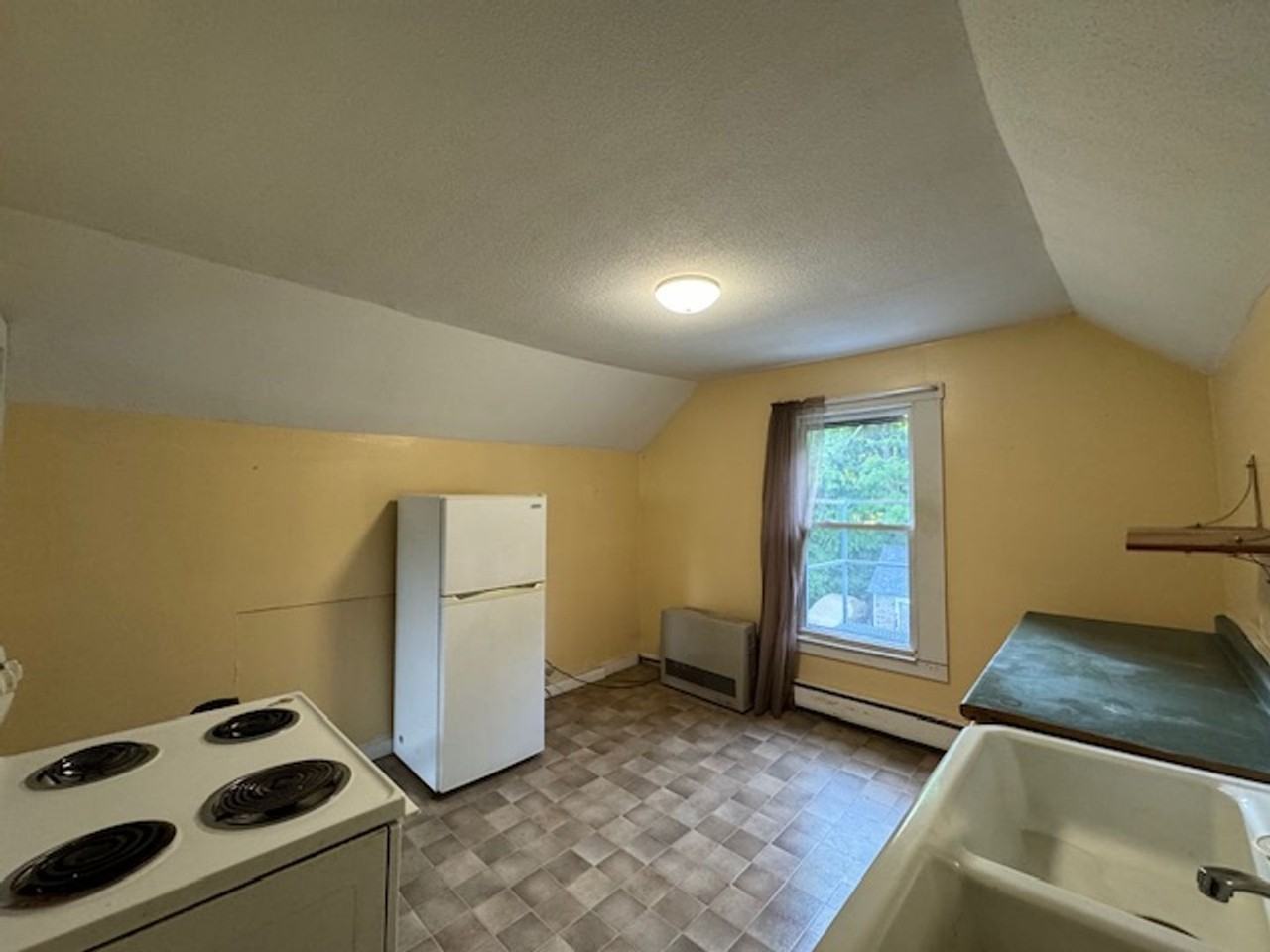 50 Winter St - Photo 2 of 6