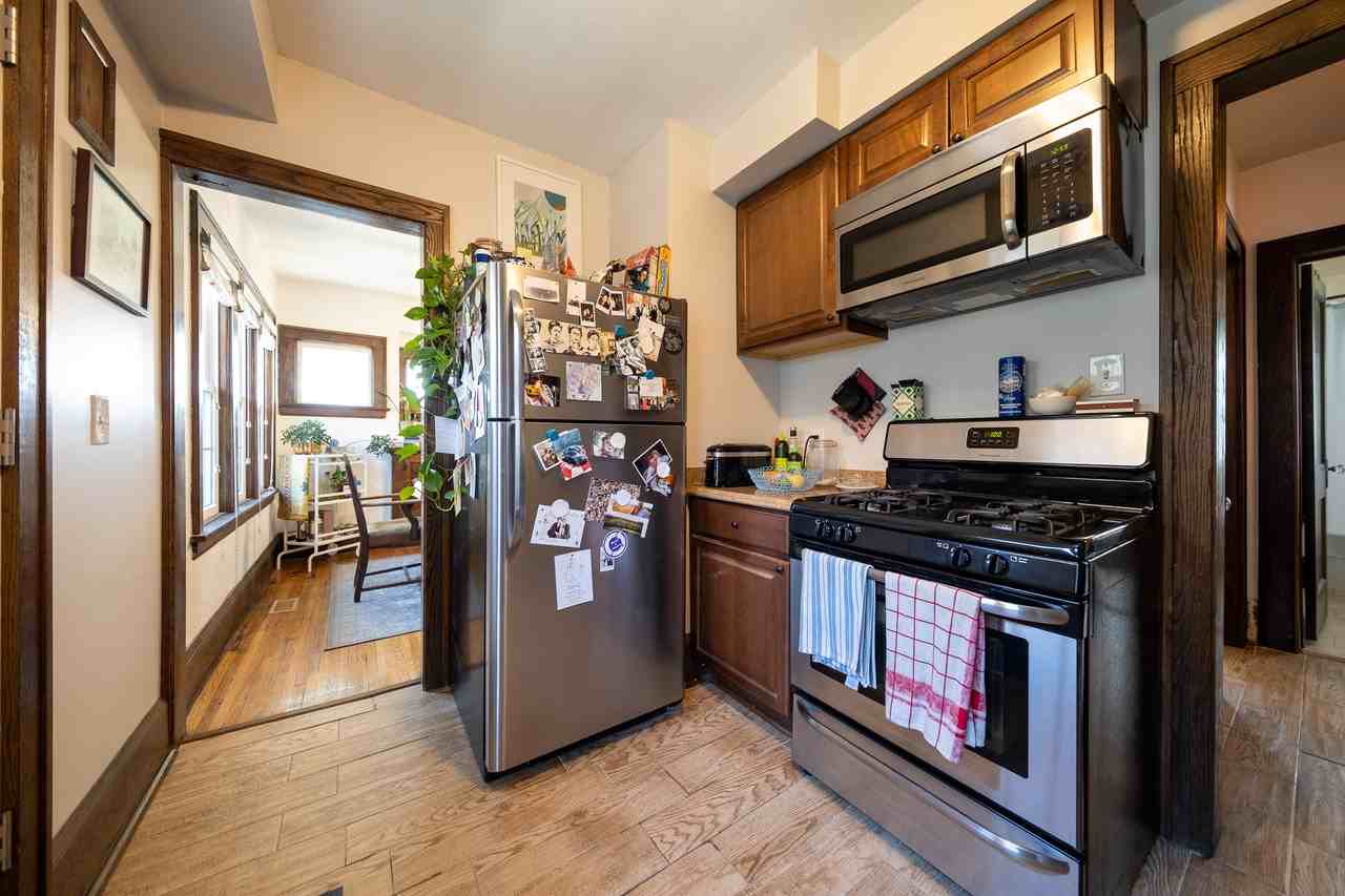 817 Central Ave W #1 - Photo 6 of 50