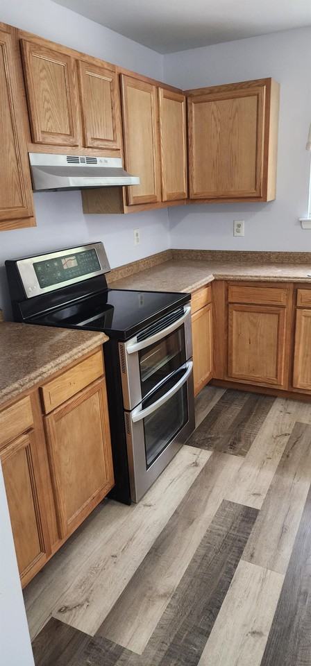 1644 Brooksquare Dr #1 - Photo 2 of 11