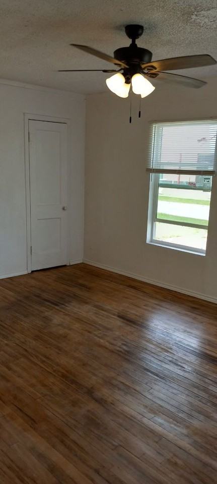 2614 Sw Cornell Ave - Photo 3 of 11