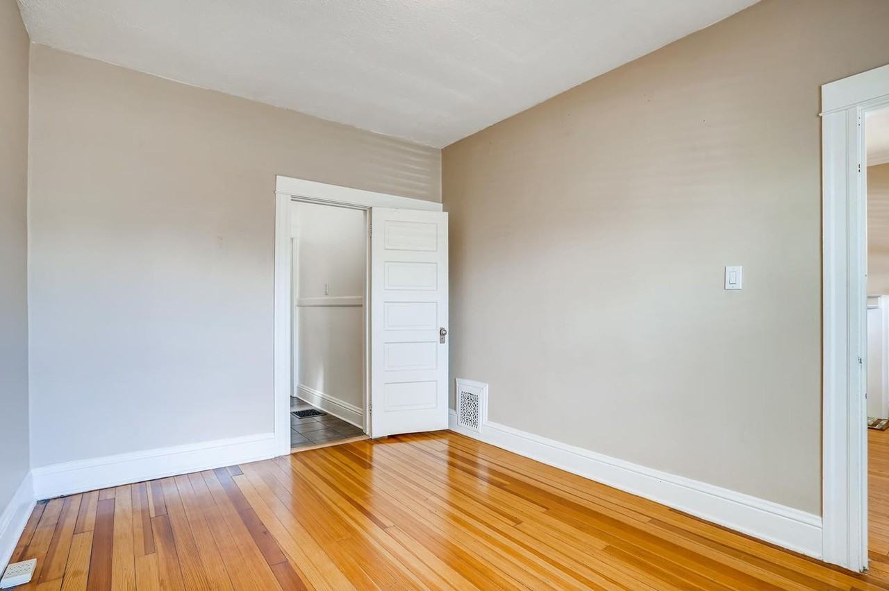 2315 E 5th Ave - Photo 2 of 11