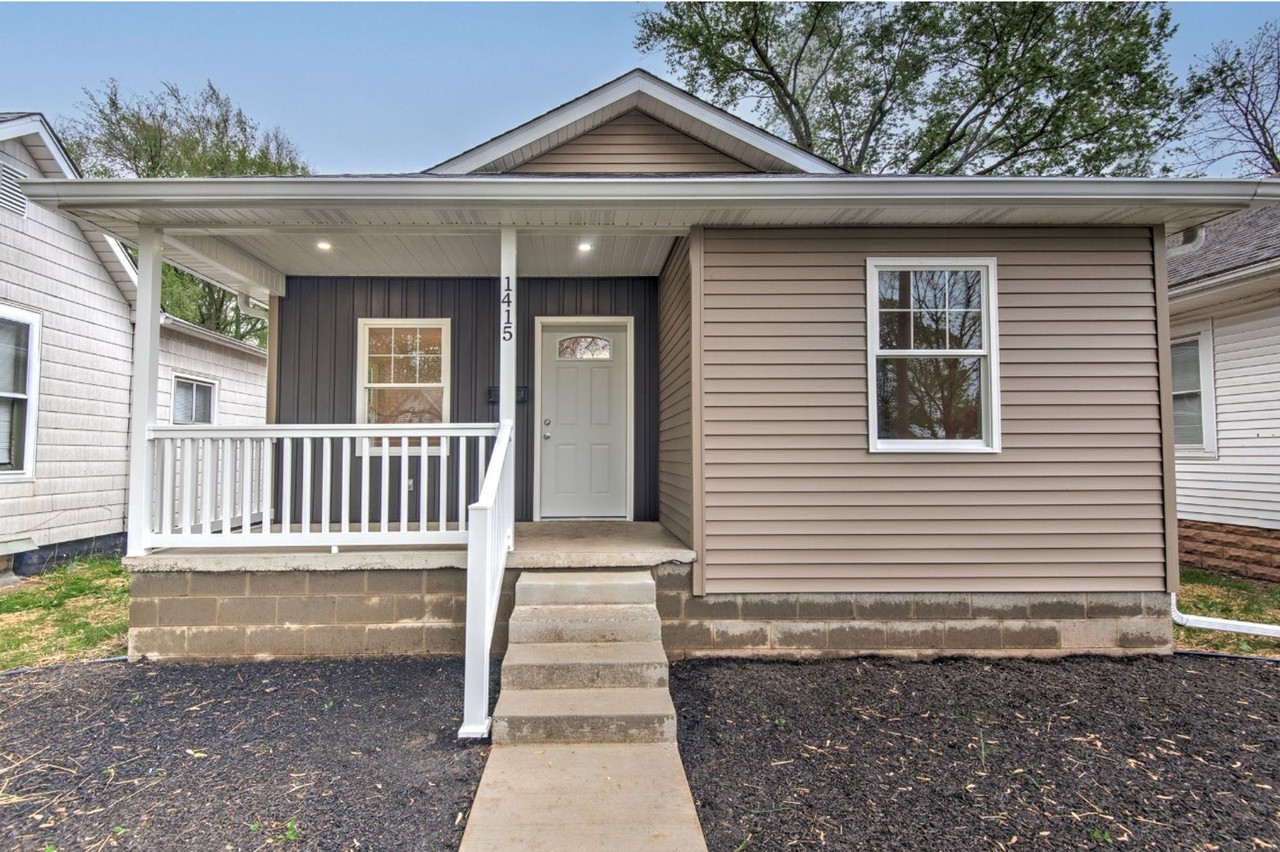 1415 Woodley Ave - Photo 2 of 33