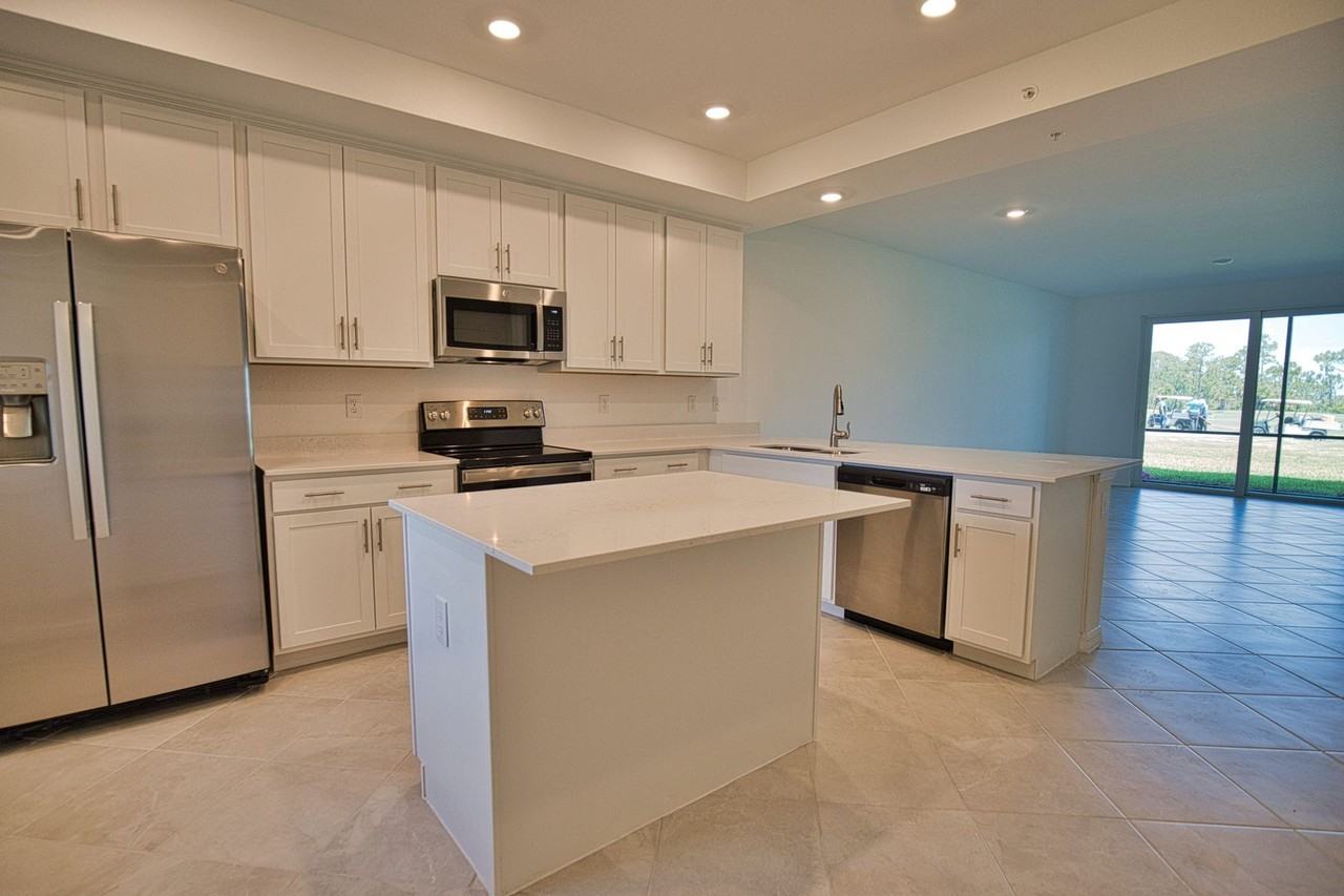 12280 Wellen Golf St #104 - Photo 4 of 25