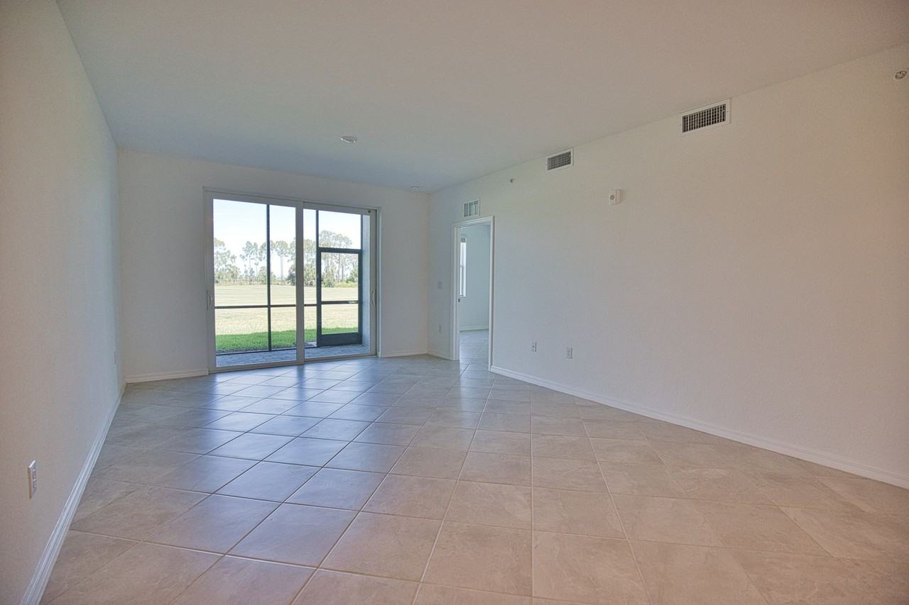 12280 Wellen Golf St #104 - Photo 7 of 25
