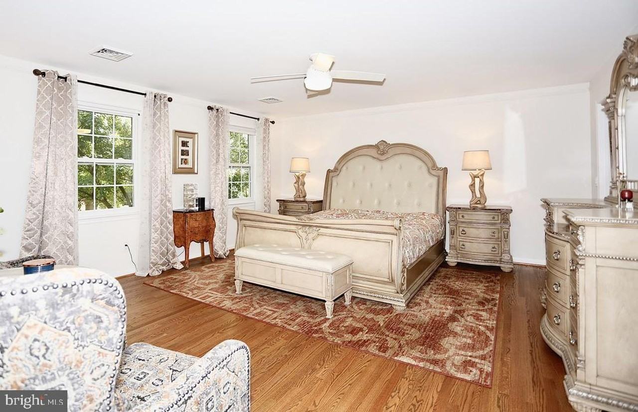 5113 Yuma St Nw - Photo 3 of 5