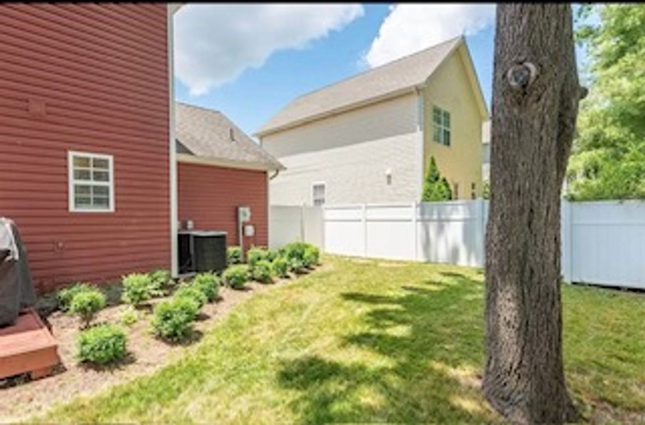 1712 Aden Ln - Photo 6 of 25