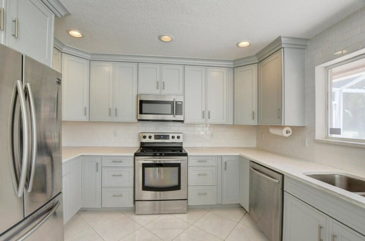 10448 Milburn Ln - Photo 2 of 22